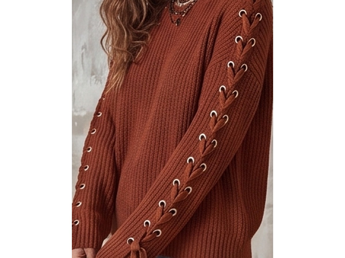 Lace-Up Sleeve Detail